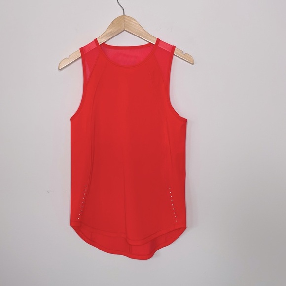 Lululemon Sculpt Tank Top with Reflective Details Size 4 running yoga - Picture 2 of 10